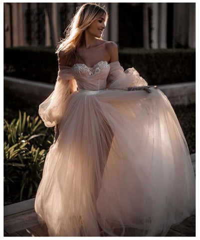 2019 Light Pink Princess Wedding Dress Sweetheart Appliqued Puff Sleeves Bride Dress A-Line Tulle Backless Boho Wedding Gown